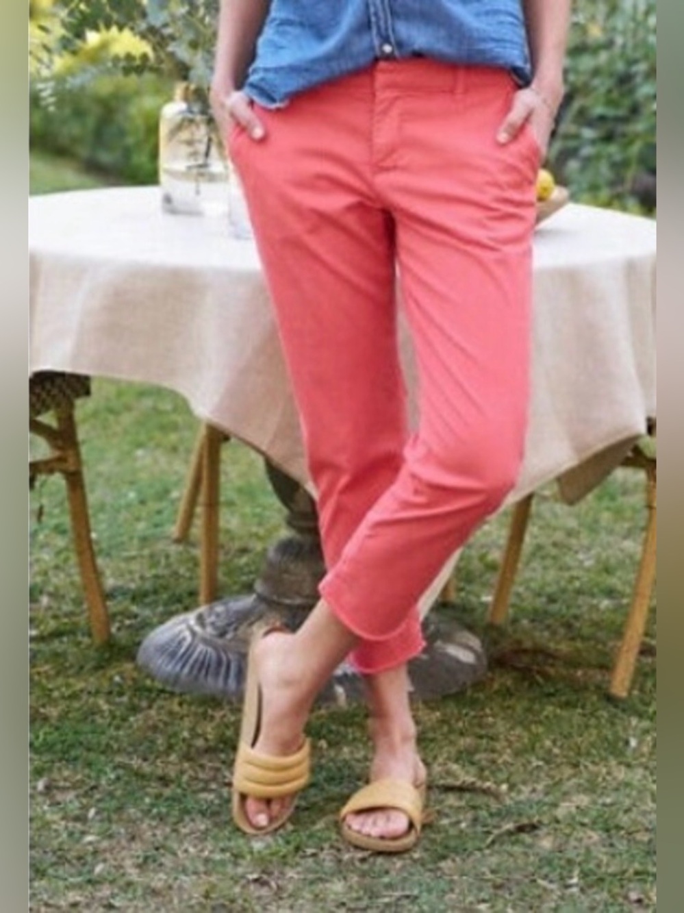 FRANK & EILEEN • Wicklow Coral Pink Chino pants - size 8